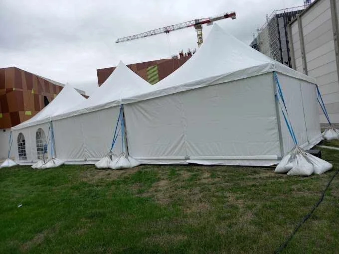 Location et Installation de barnum en Essonne