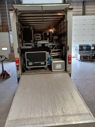 Installation de matériel audiovisuel pour réceptions VIP  